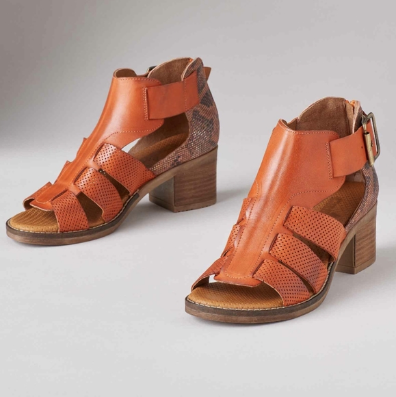 Sundance Shoes - 🆕🌿SUNDANCE CASTA SANDALS🌿
